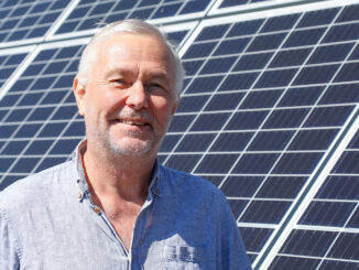 Aurinkoenergiayhdistyksen toiminnanjohtaja Christer Nymanin mukaan 10 % Suomen kokonaisenergiankulutuksesta olisi helppo kattaa aurinkoenergialla.