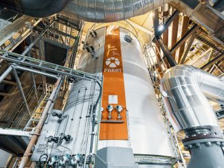 60 megawatin tehoisten sähkökattiloiden korkeus on 6,5 metriä ja halkaisija 3 metriä. Kuva Vaasan Sähkö.