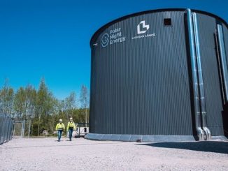 Uudenmaan Pornaisiin pystytetyn, maailman suurimman hiekka-akun korkeus on 13 metriä ja halkaisija 15 metriä. Kuva: Polar Night Energy oy.