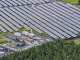 Kuvituskuva Solarigon toteuttamasta Kuortaneen hybridienergiapuistosta, jossa aurinkovoimala ja sähkövarasto muodostavat yhtenäisen energiantuotantokokonaisuuden. Vastaava ratkaisu rakennetaan nyt Hankoon.